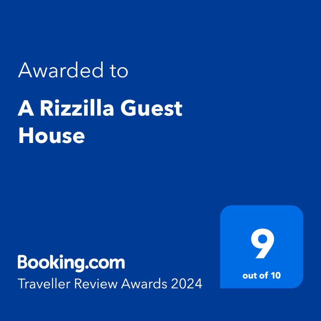 A Rizzilla Guest House Nicotera Eksteriør billede